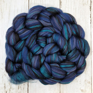 Merino and mulberry silk blended top for spinning and felting - RAVEN