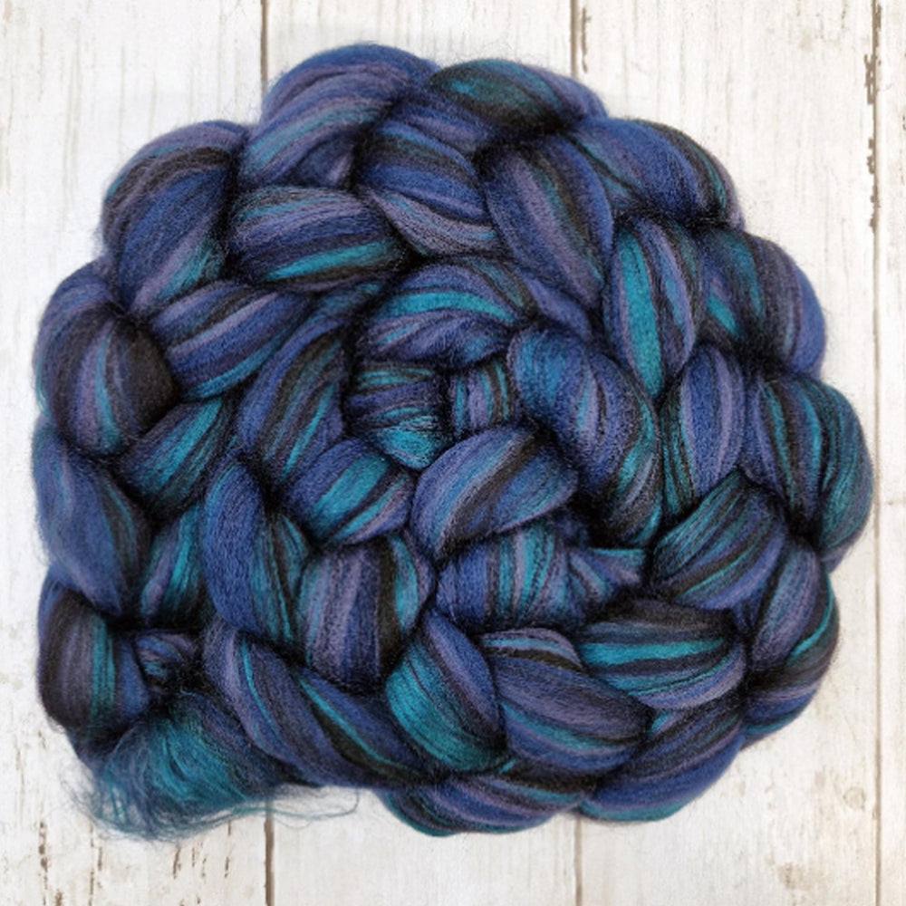 Merino and mulberry silk blended top for spinning and felting - RAVEN