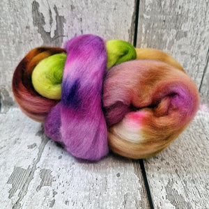 Punta Arenas wool top - Hand dyed - 100g (3.5oz) - BAZAAR