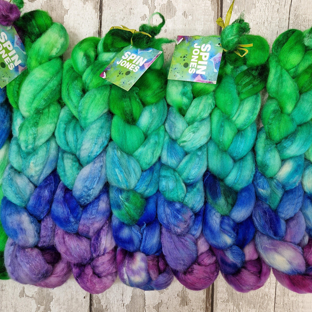 Bluefaced Leicester and tussah silk wool top - Hand dyed - 100g (3.5oz) - ENCHANTMENT