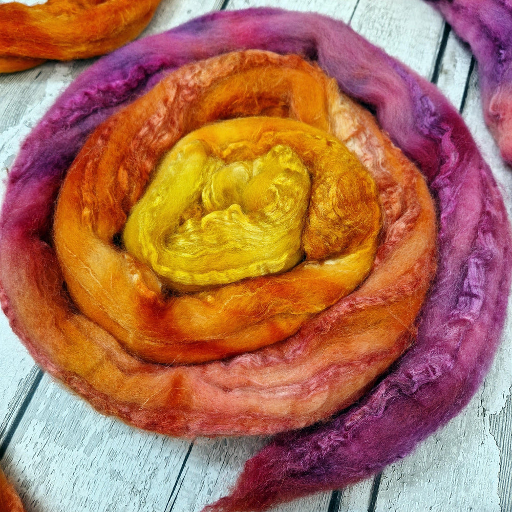 Bluefaced Leicester and tussah silk wool top - Hand dyed - 100g (3.5oz) - COWBOY SUNSET