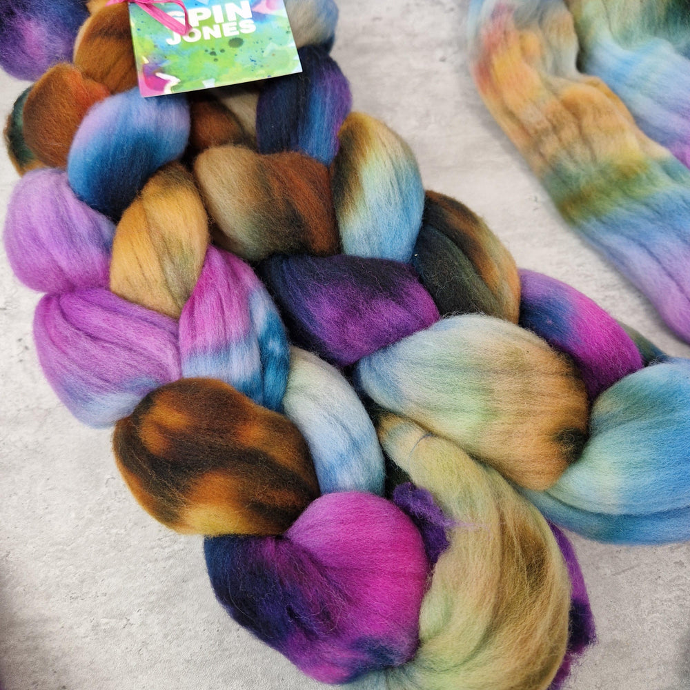 Rambouillet wool - Hand dyed - 100g (3.5oz) - BLUEBERRIES