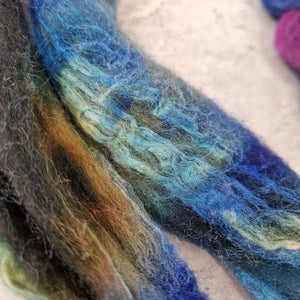 Oatmeal BFL - Hand dyed - 100g (3.5oz) - BLUEBERRIES