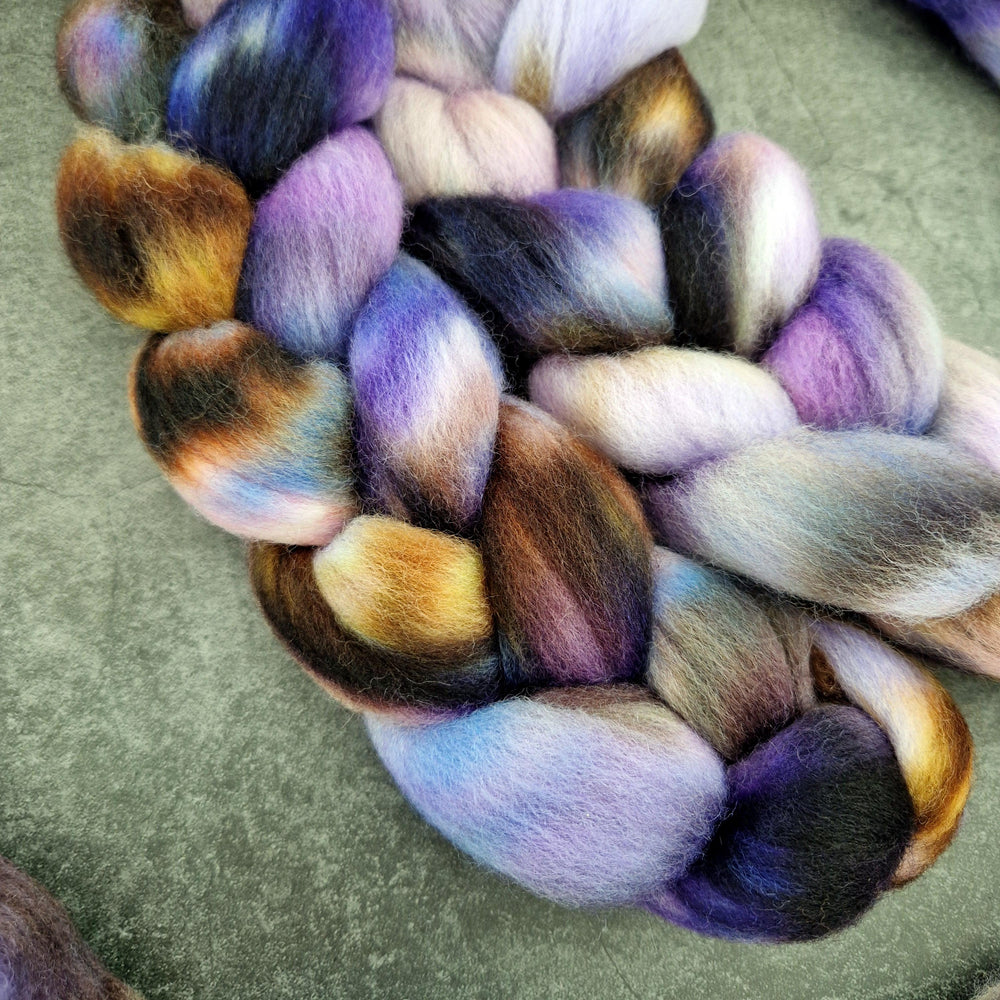 Punta Arenas wool top - Hand dyed - 100g (3.5oz) - WEATHER THE STORM