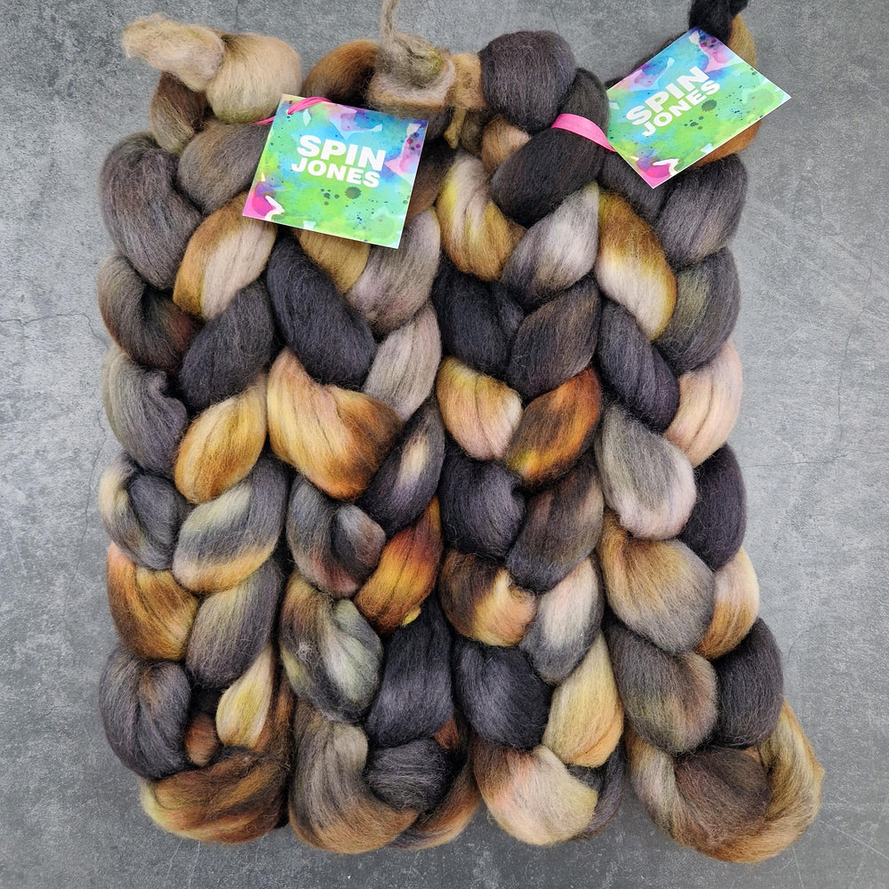 Punta Arenas wool top - Hand dyed - 100g (3.5oz) - MUDLARK