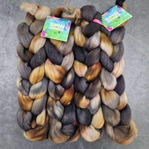 Punta Arenas wool top - Hand dyed - 100g (3.5oz) - MUDLARK