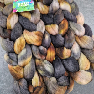 Punta Arenas wool top - Hand dyed - 100g (3.5oz) - MUDLARK