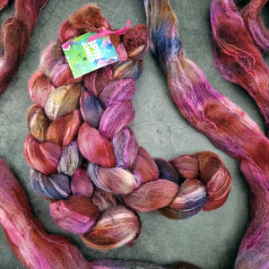 Oatmeal BFL - Hand dyed - 100g (3.5oz) - PHOENIX