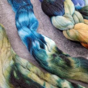 Rambouillet wool - Hand dyed - 100g (3.5oz) - MIDNIGHT GARDEN