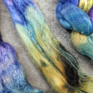 Merino and tussah silk wool top - Hand dyed - 100g (3.5oz) - ARCANA