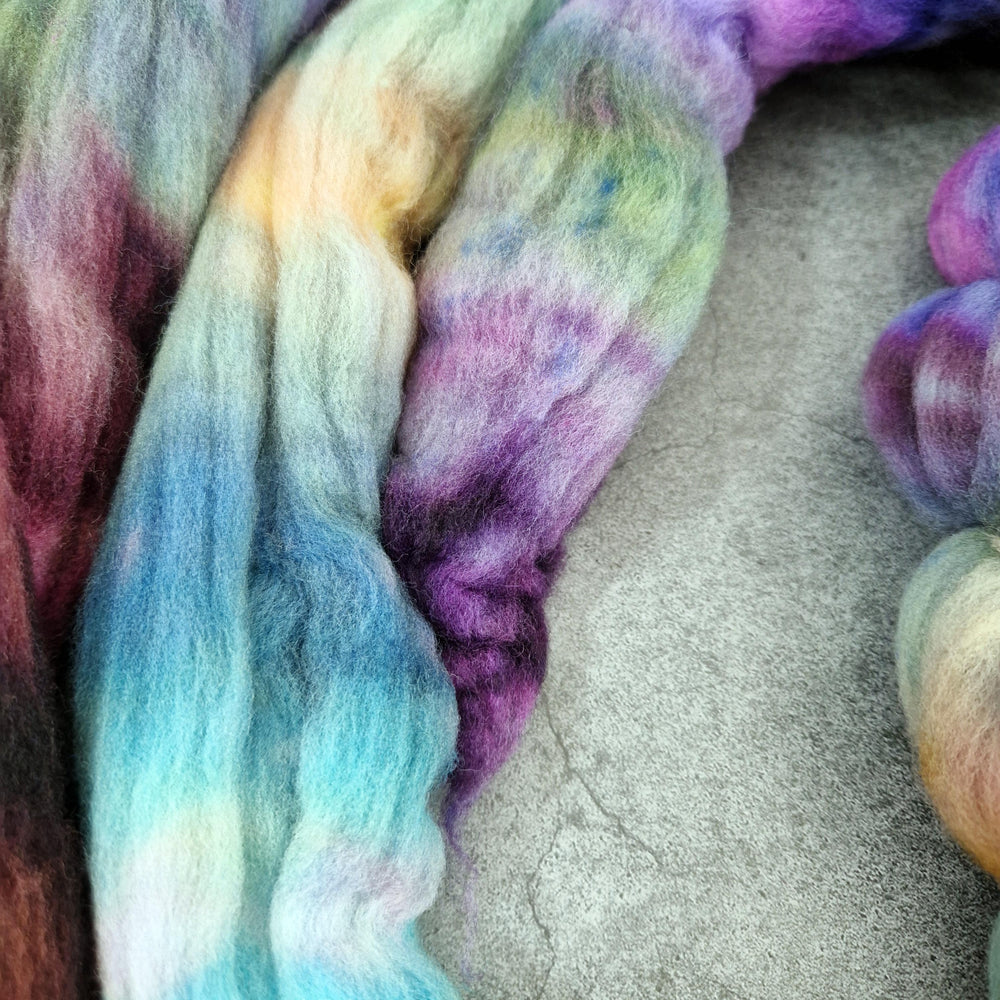 Rambouillet wool - Hand dyed - 100g (3.5oz) - CHRYSALISM