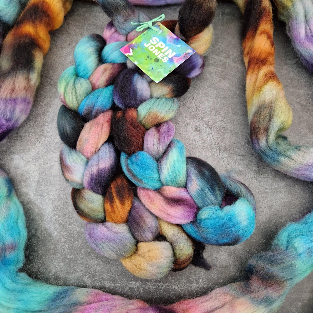 Punta Arenas wool top - Hand dyed - 100g (3.5oz) - CHRYSALISM