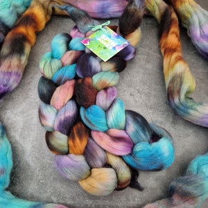 Punta Arenas wool top - Hand dyed - 100g (3.5oz) - CHRYSALISM