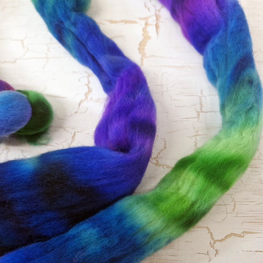 Hand dyed Punta Arenas for spinning 100g (3.5 oz) - LEFT-OVERS #34