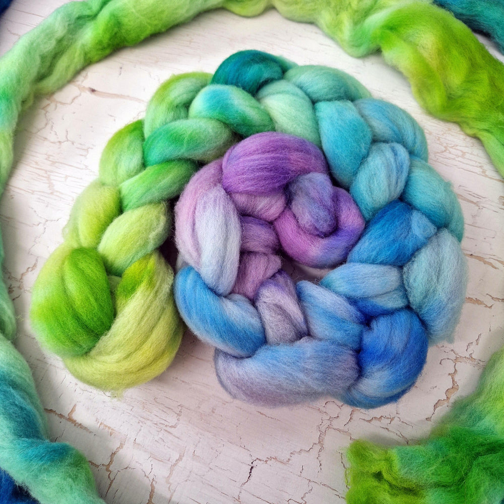 Southdown - Hand dyed - 100g (3.5oz) - WHISPER