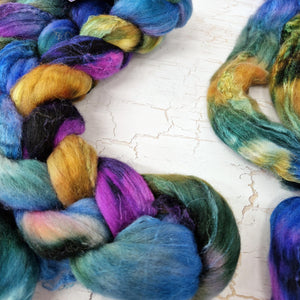 Merino and tussah silk wool top - Hand dyed - 100g (3.5oz) - BLUEBERRIES