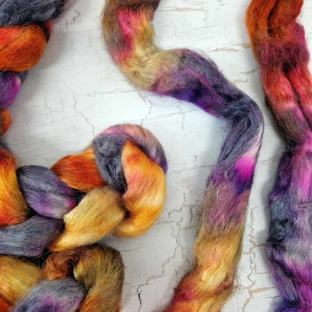 Alpaca/Tussah silk 50/50 - Hand dyed - 100g (3.5oz) - DRAGON KISSES