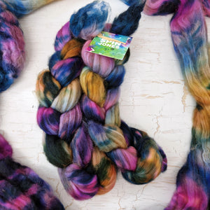 Merino wool and camel fibre 50/50- Hand dyed - 100g (3.5oz) - BLUEBERRIES