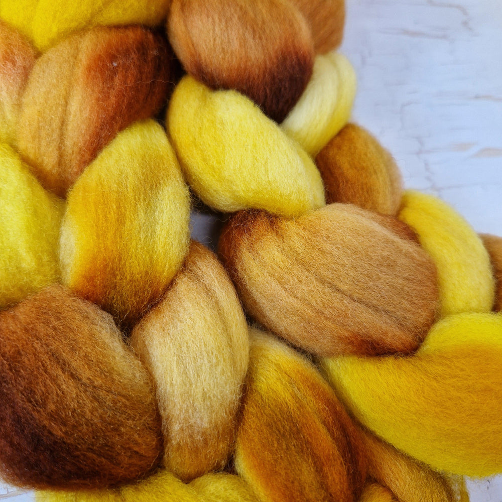 Cormo wool top - Hand dyed - 100g (3.5oz) - TOP BANANA