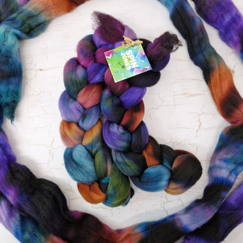 Cormo wool top - Hand dyed - 100g (3.5oz) - CHRYSALISM