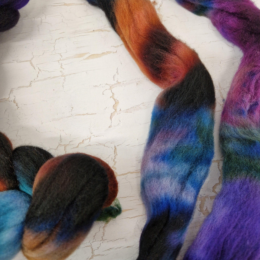 Cormo wool top - Hand dyed - 100g (3.5oz) - CHRYSALISM