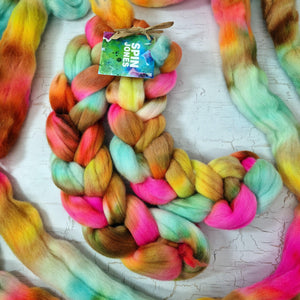 Punta Arenas wool top - Hand dyed - 100g (3.5oz) - SURF SHACK