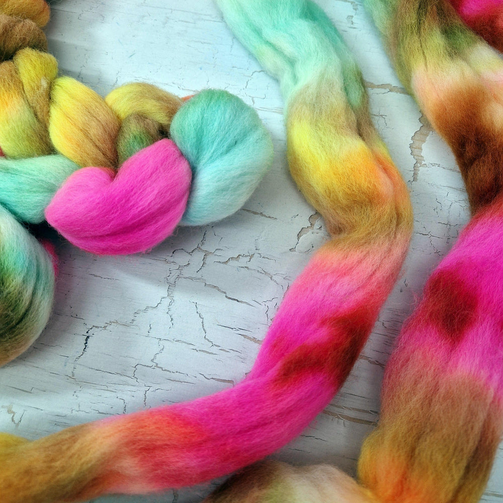 Punta Arenas wool top - Hand dyed - 100g (3.5oz) - SURF SHACK