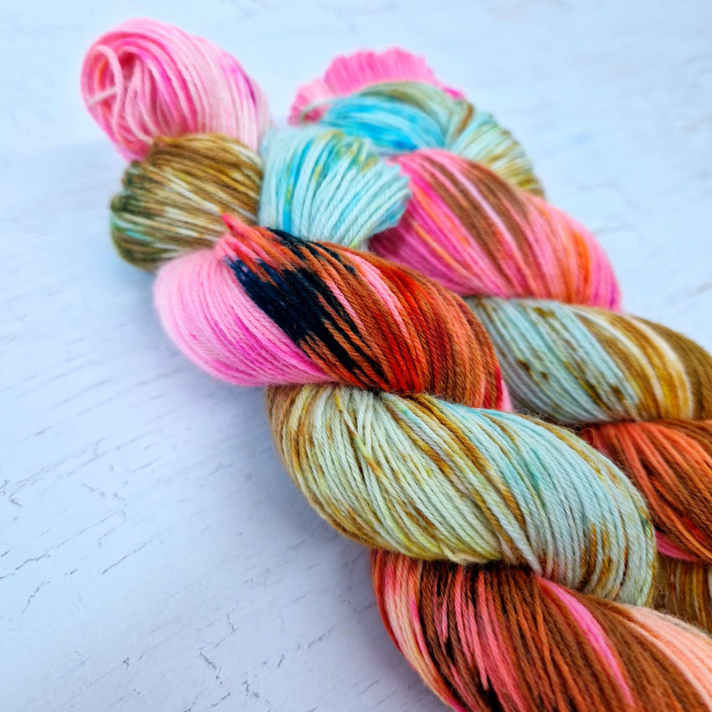 Hand dyed SW Bluefaced Leicester sock yarn - 4ply fingering 100g 400m SURF SHACK