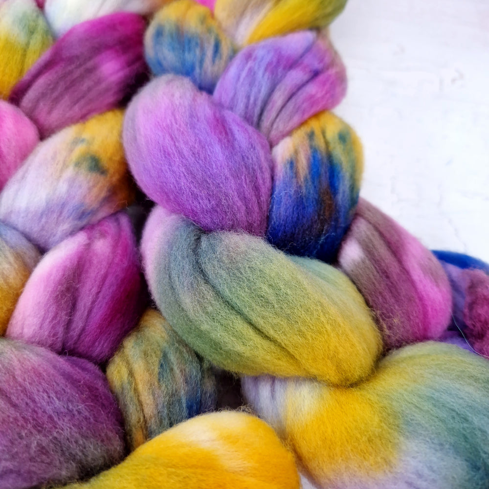 Rambouillet wool - Hand dyed - 100g (3.5oz) - LEFTOVERS MUDDY LILAC