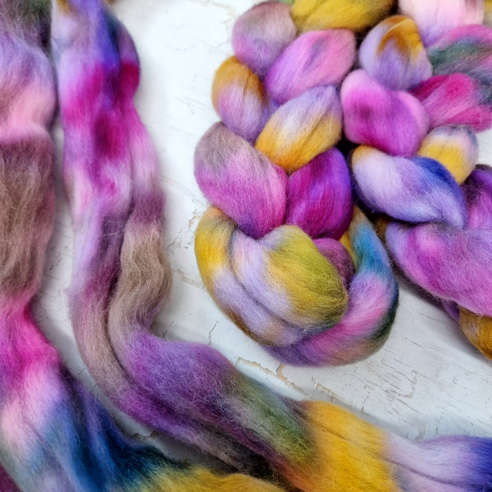 Rambouillet wool - Hand dyed - 100g (3.5oz) - LEFTOVERS MUDDY LILAC