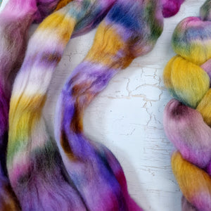 Rambouillet wool - Hand dyed - 100g (3.5oz) - LEFTOVERS MUDDY LILAC