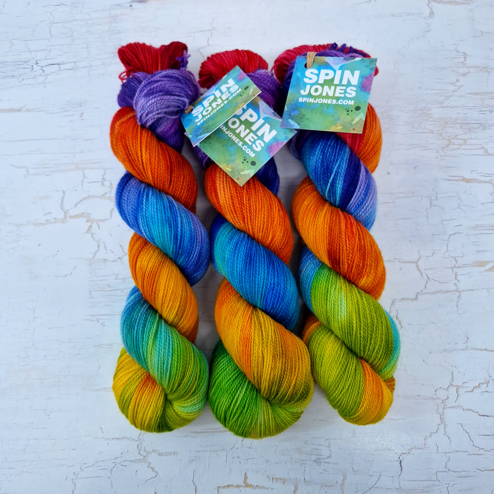 Hand dyed Corriedale sock yarn - Untreated (non-sw) - 4ply fingering 400m 100g RAINBOW