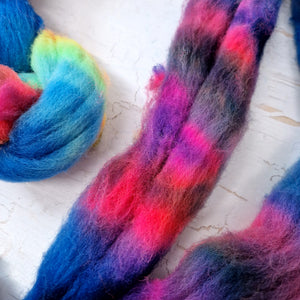 Southdown - Hand dyed - 100g (3.5oz) - NAVY NEON MISHAP