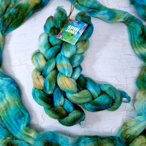 Bluefaced Leicester and tussah silk wool top - Hand dyed - 100g (3.5oz) - AQUATIC