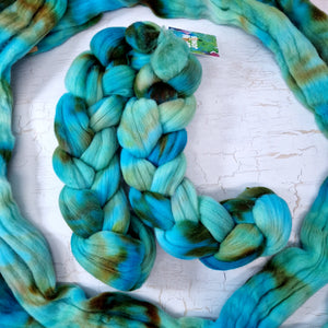 Rambouillet wool - Hand dyed - 100g (3.5oz) - AQUATIC