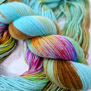 Hand dyed SW Bluefaced Leicester sock yarn - 4ply fingering 100g 400m CAMPERVAN