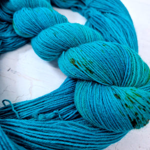 Hand dyed SW Bluefaced Leicester sock yarn - 4ply fingering 100g 400m AQUATIC