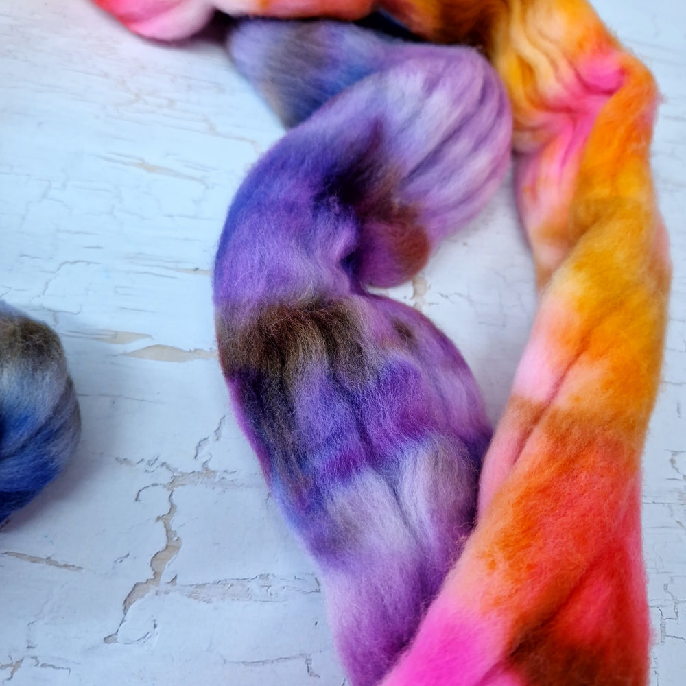 Rambouillet wool - Hand dyed - 100g (3.5oz) - Lake Atitlán