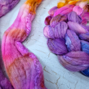 Bluefaced Leicester and tussah silk wool top - Hand dyed - 100g (3.5oz) - Lake Atitlán