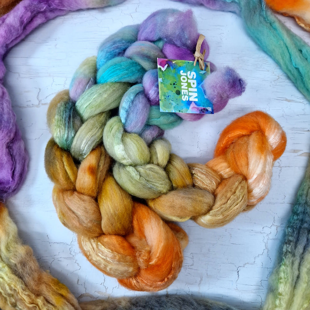 Bluefaced Leicester and tussah silk wool top - Hand dyed - 100g (3.5oz) - SPRING SHORE