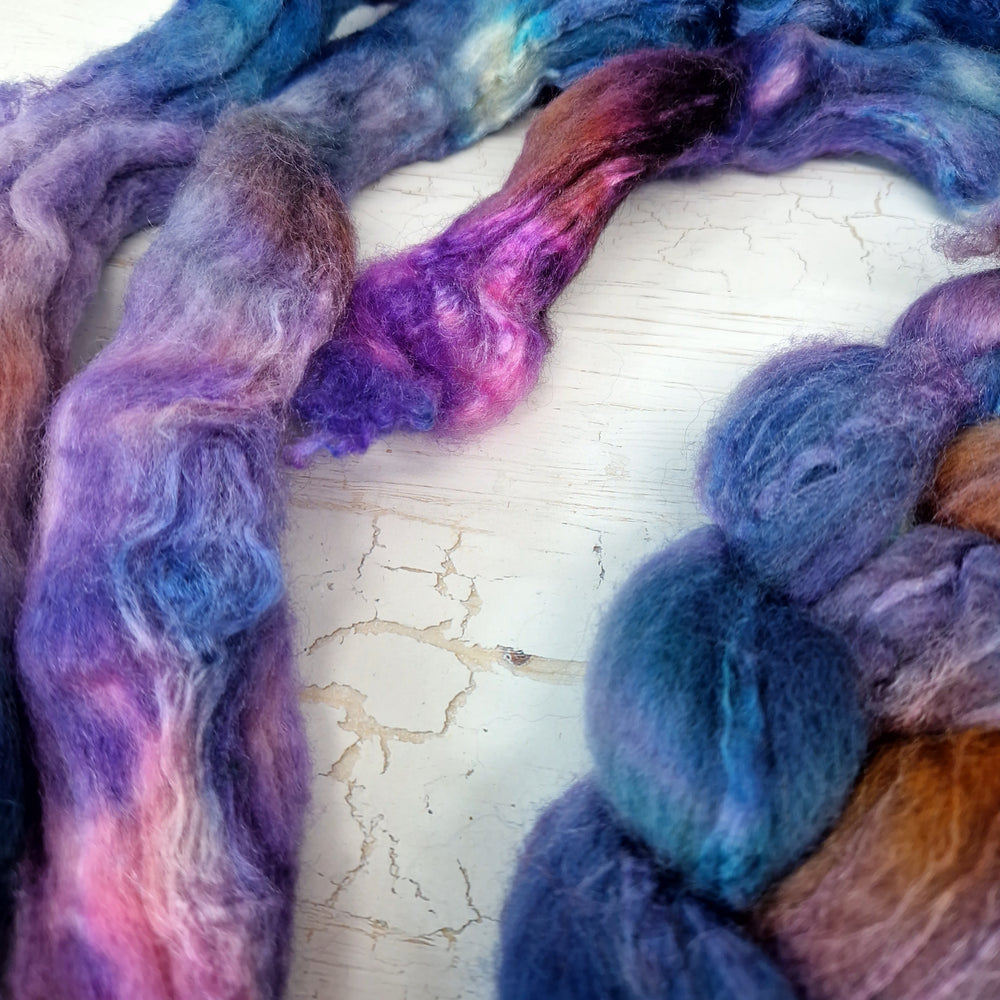 
            
                Load image into Gallery viewer, Bluefaced Leicester and tussah silk wool top - Hand dyed - 100g (3.5oz) - LEFTOVERS
            
        