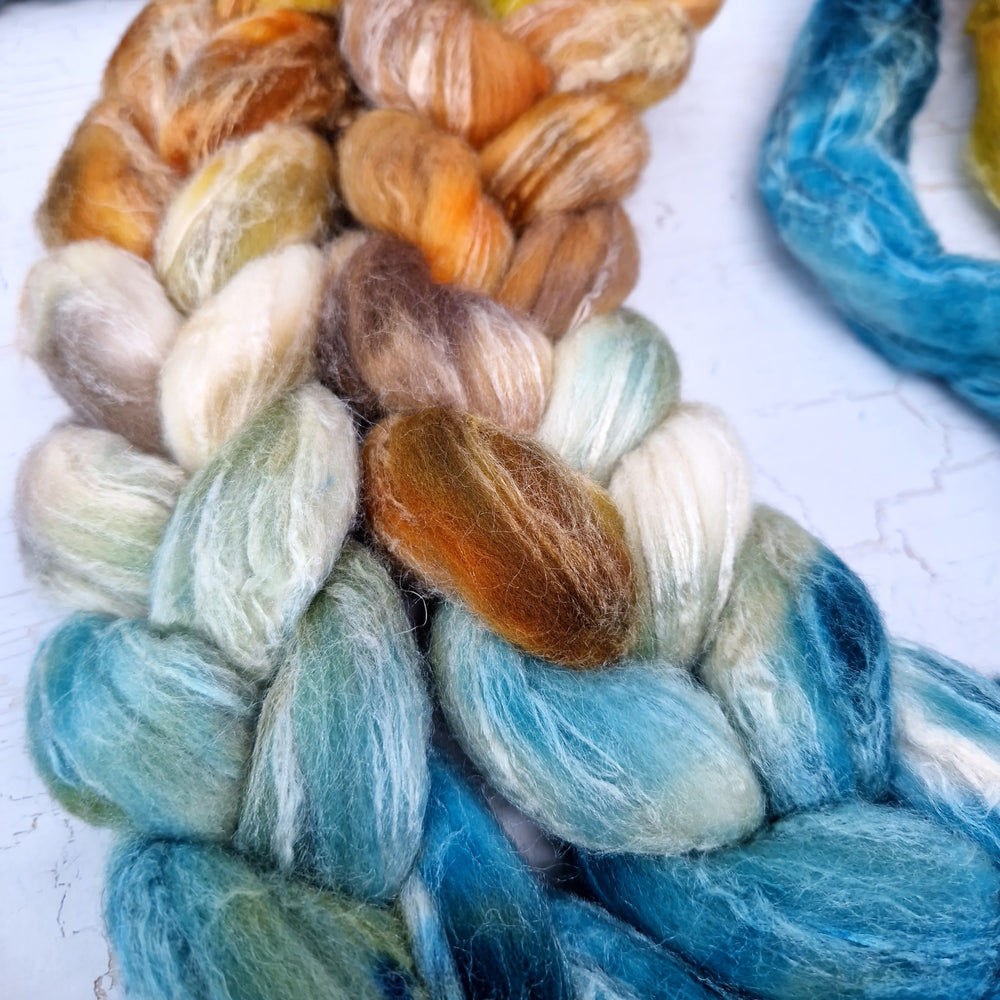 Merino and tussah silk wool top - Hand dyed - 100g (3.5oz) - TIDEWRACK